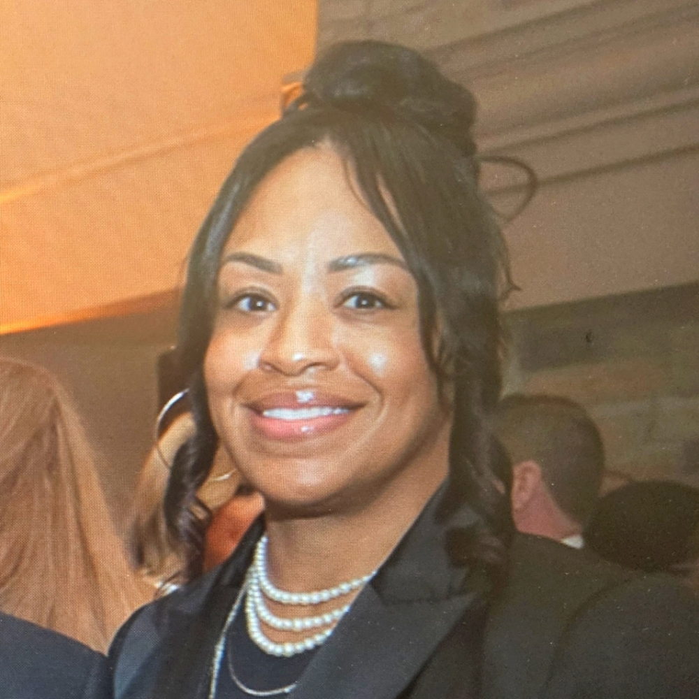 Meet your Posher, Armika